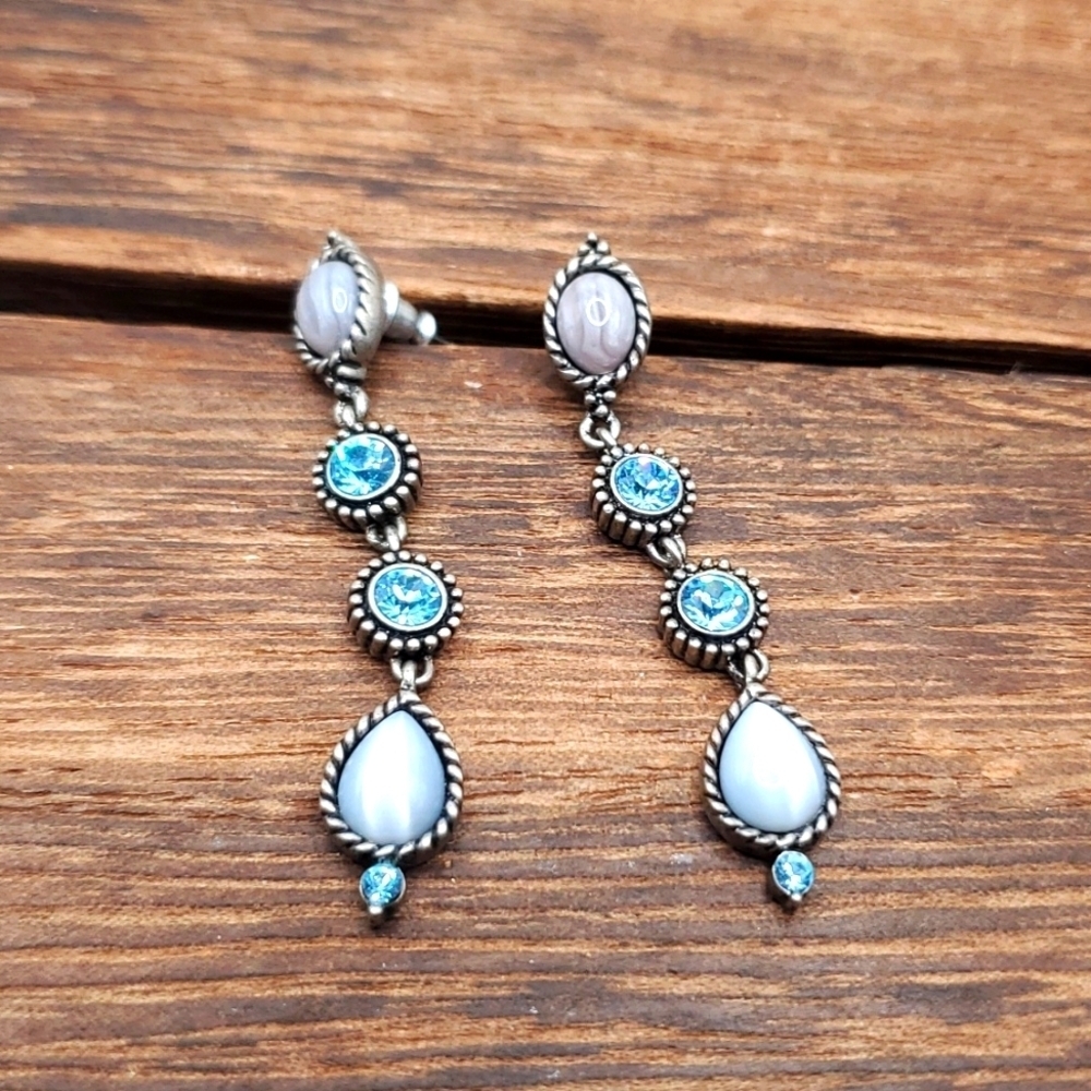 E451 sterling bridal‎ drop earrings